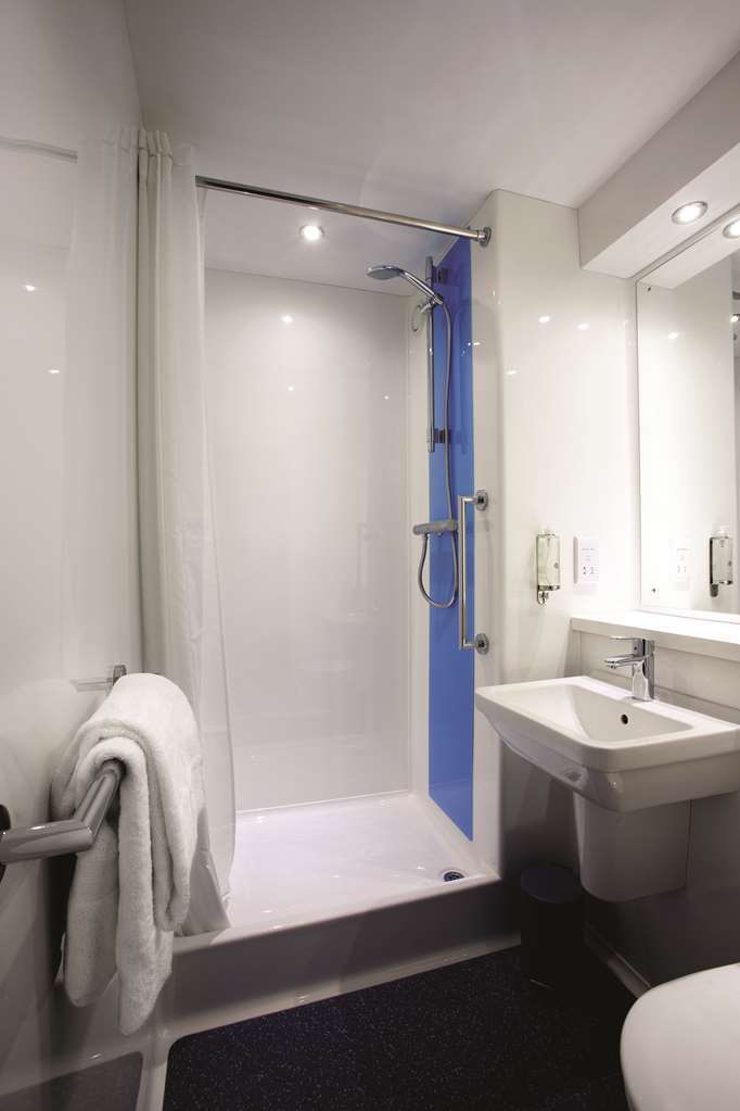 Travelodge הארלו חדר תמונה